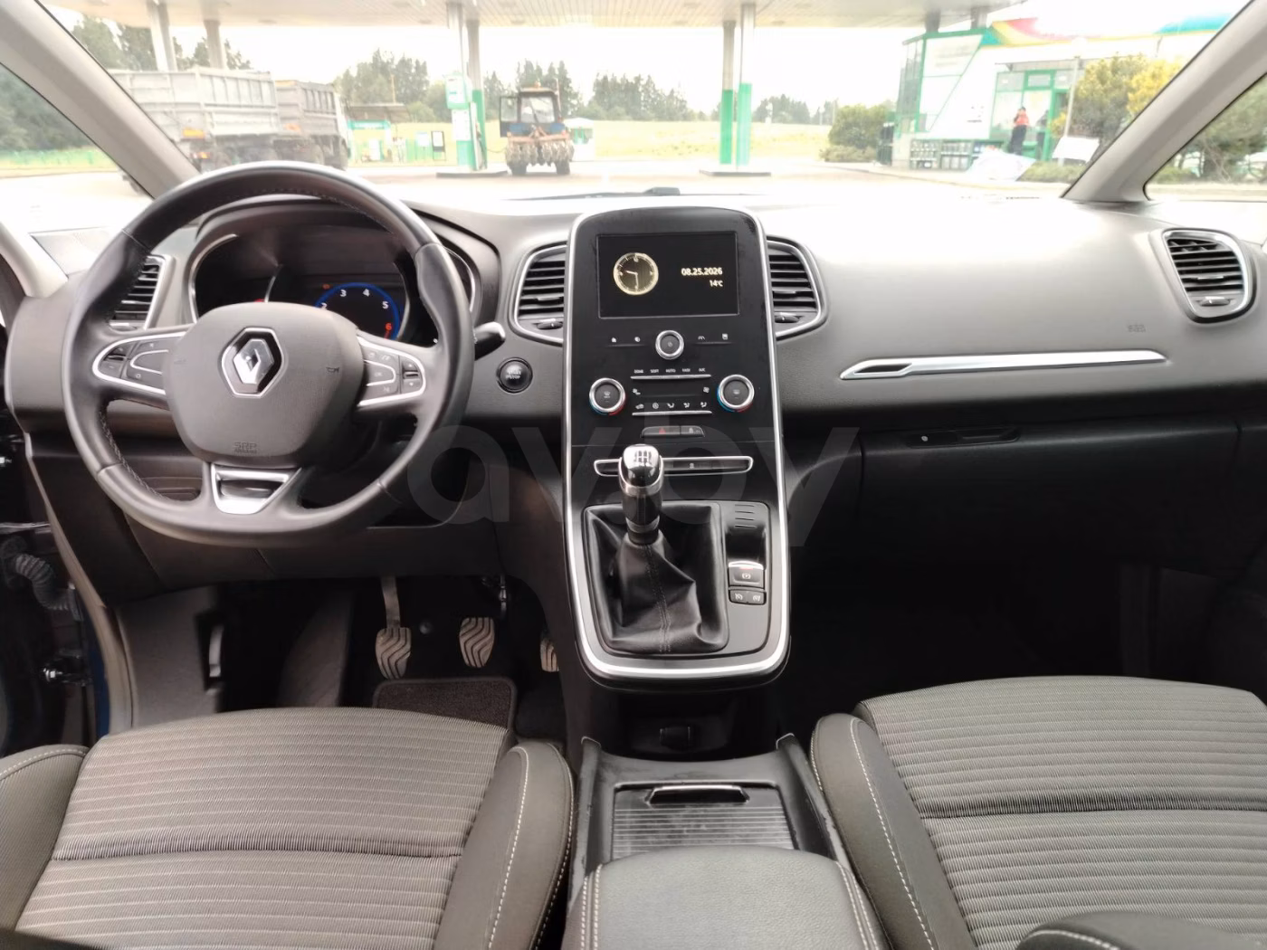 Renault Grand Scenic фото 21