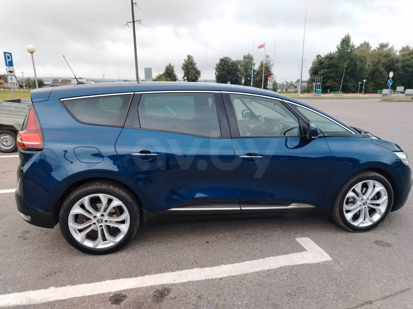 Renault Grand Scenic фото 10