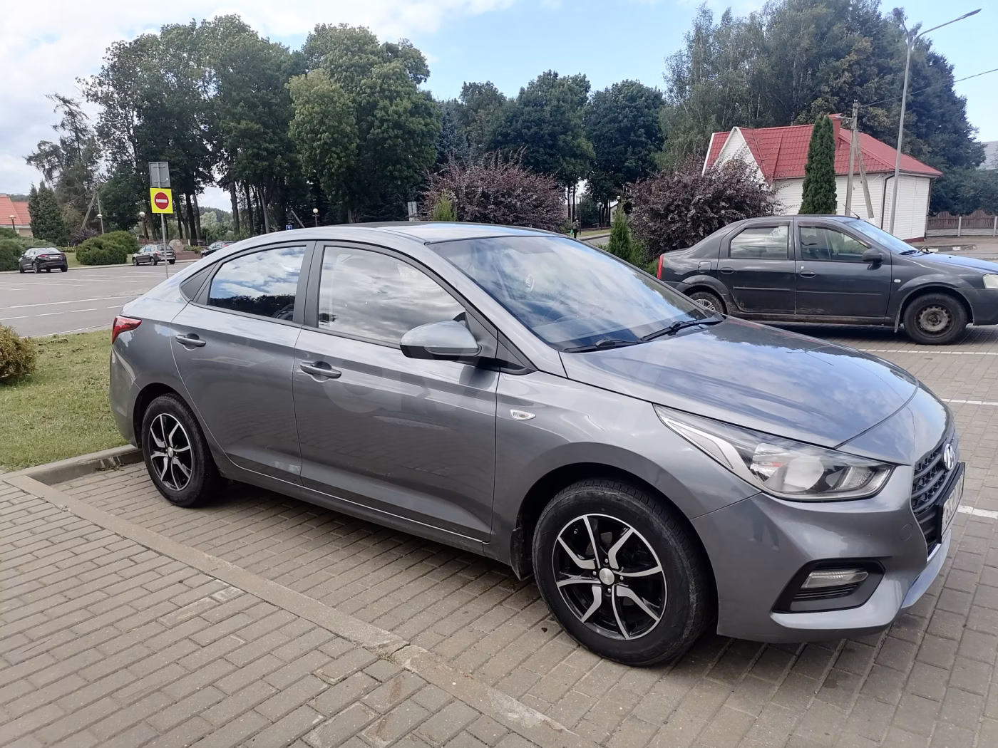 Hyundai Accent фото 9