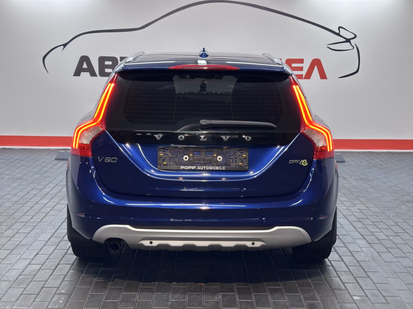 Volvo V60 фото 5
