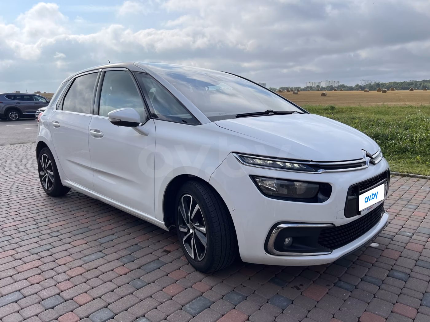 Citroen C4 Picasso фото 3