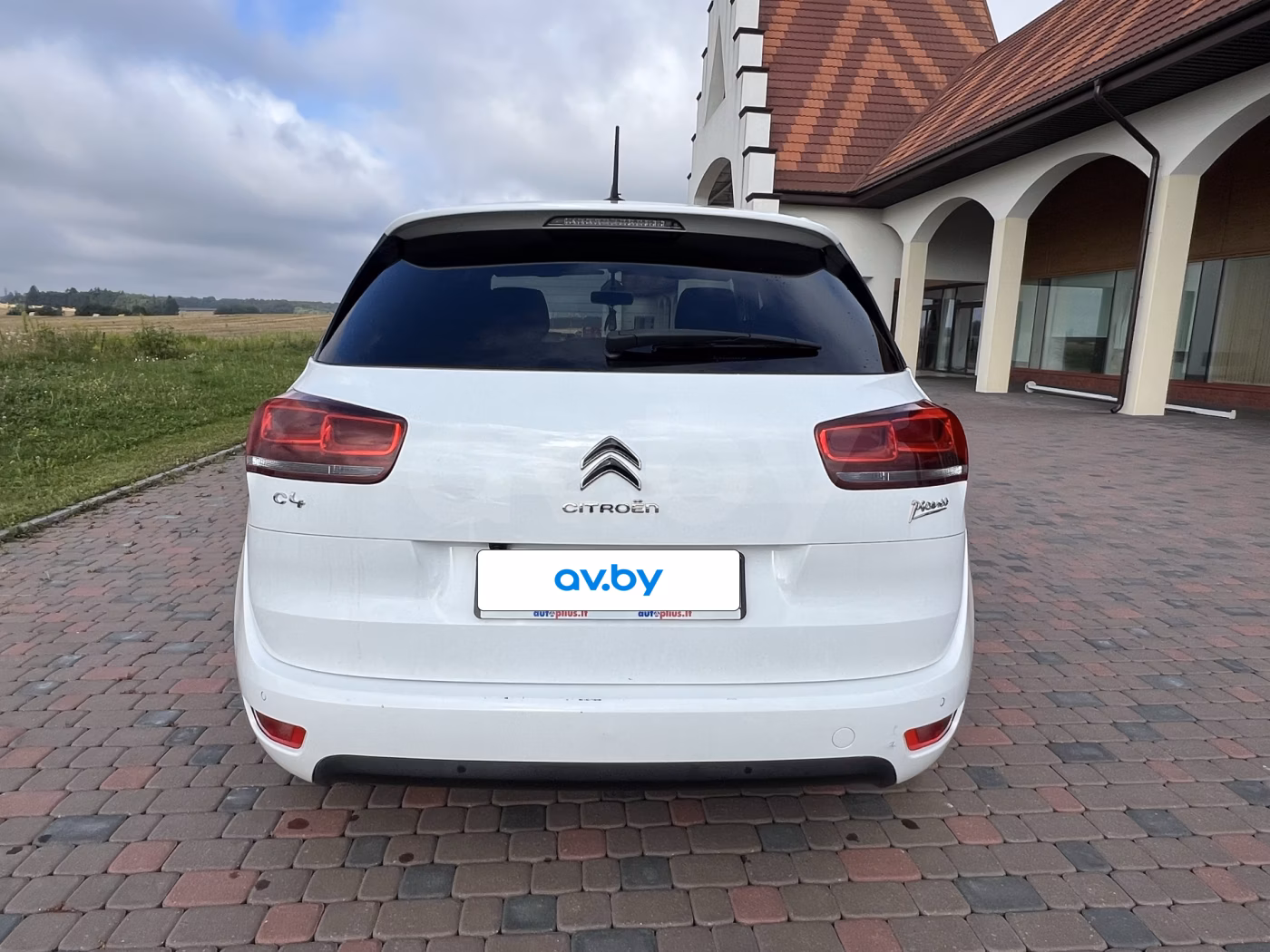 Citroen C4 Picasso фото 6