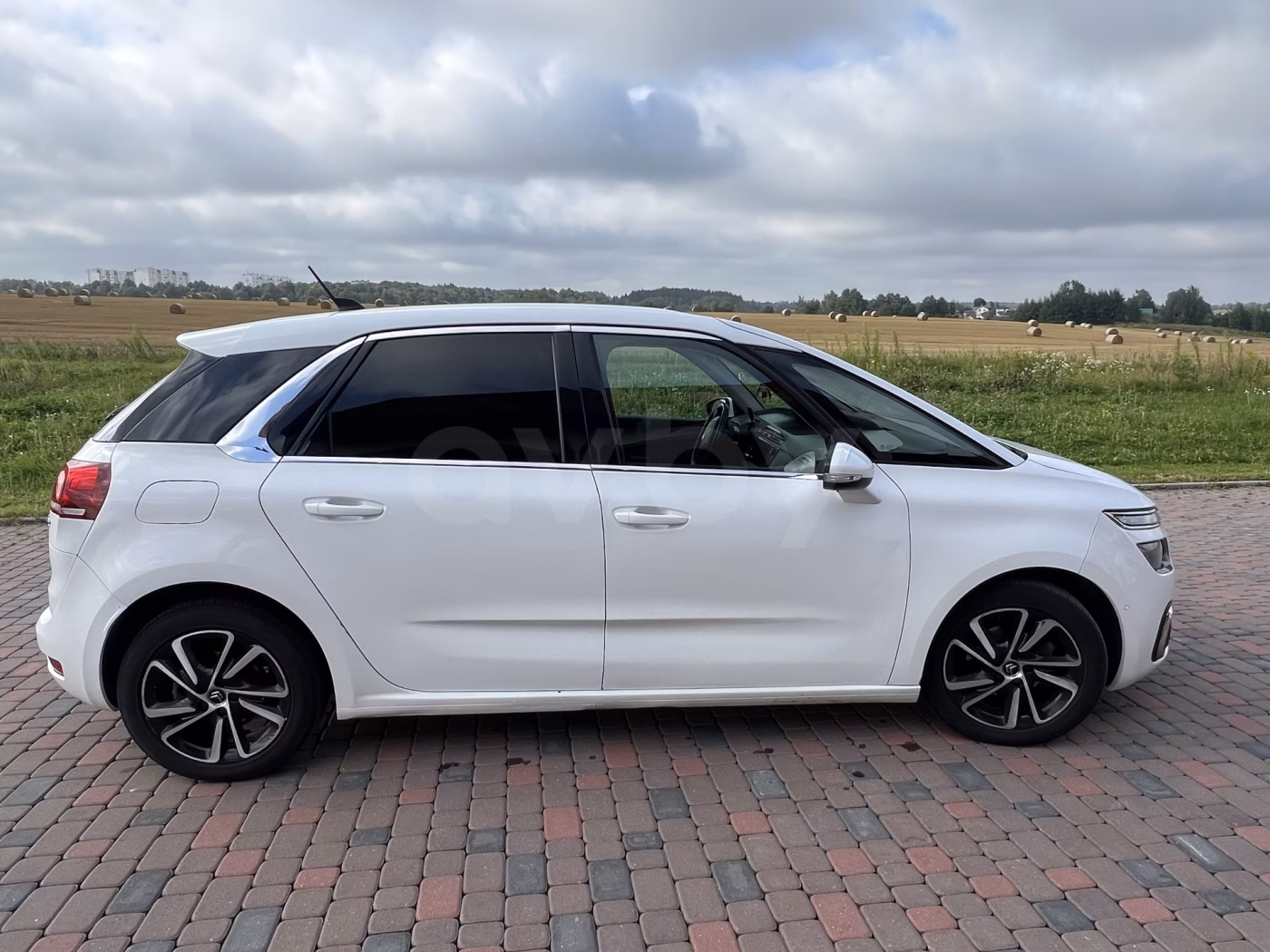 Citroen C4 Picasso фото 4