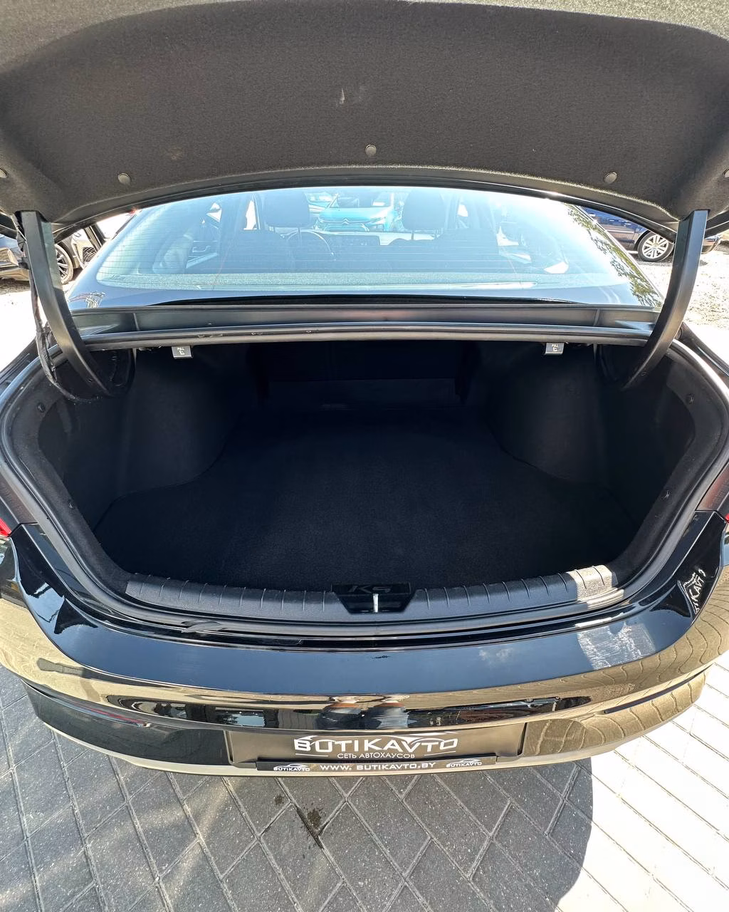 Kia K5 фото 16