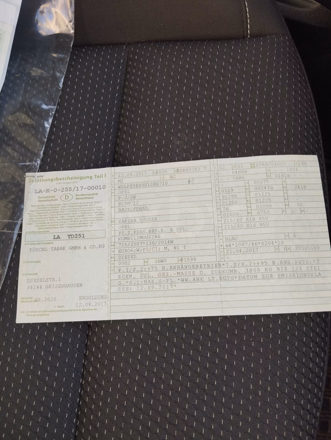 Opel Zafira фото 8