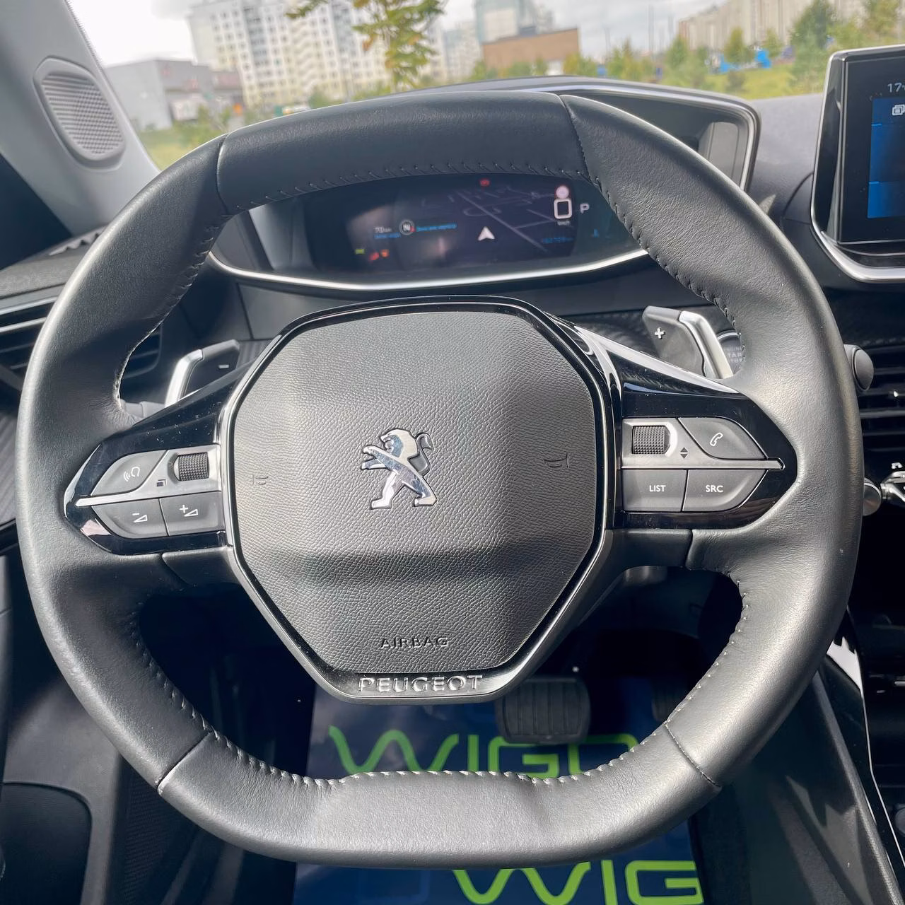 Peugeot 2008 фото 10
