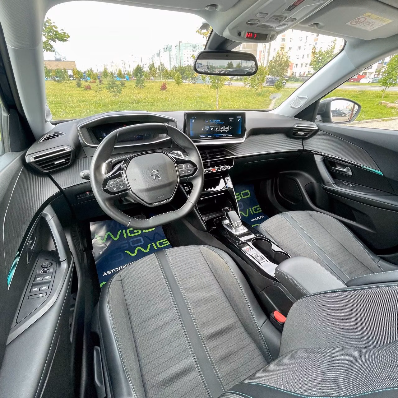 Peugeot 2008 фото 9