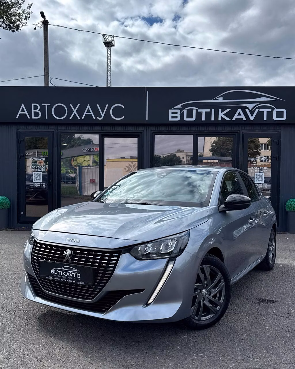 Peugeot 208 фото 3