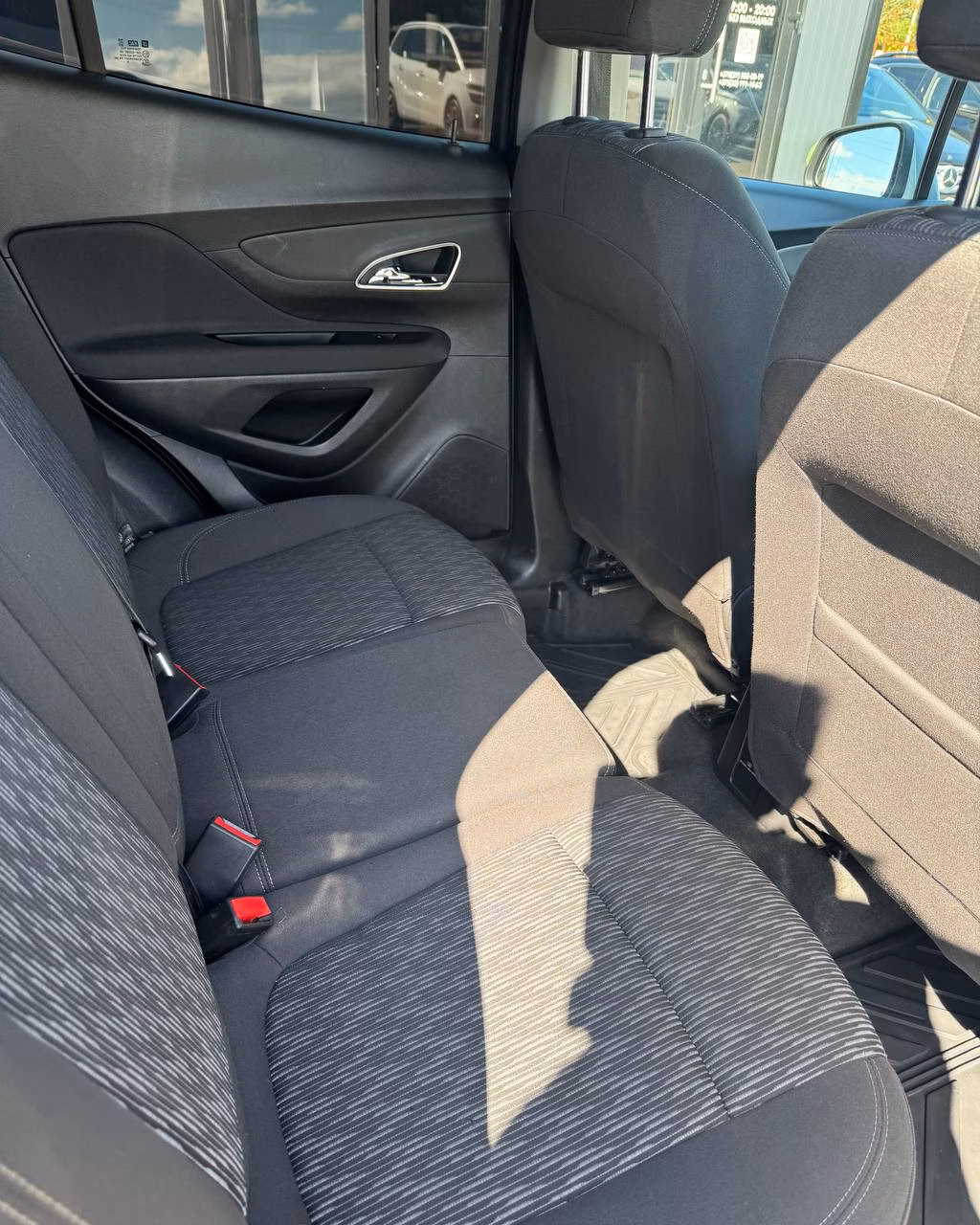 Opel Mokka фото 12