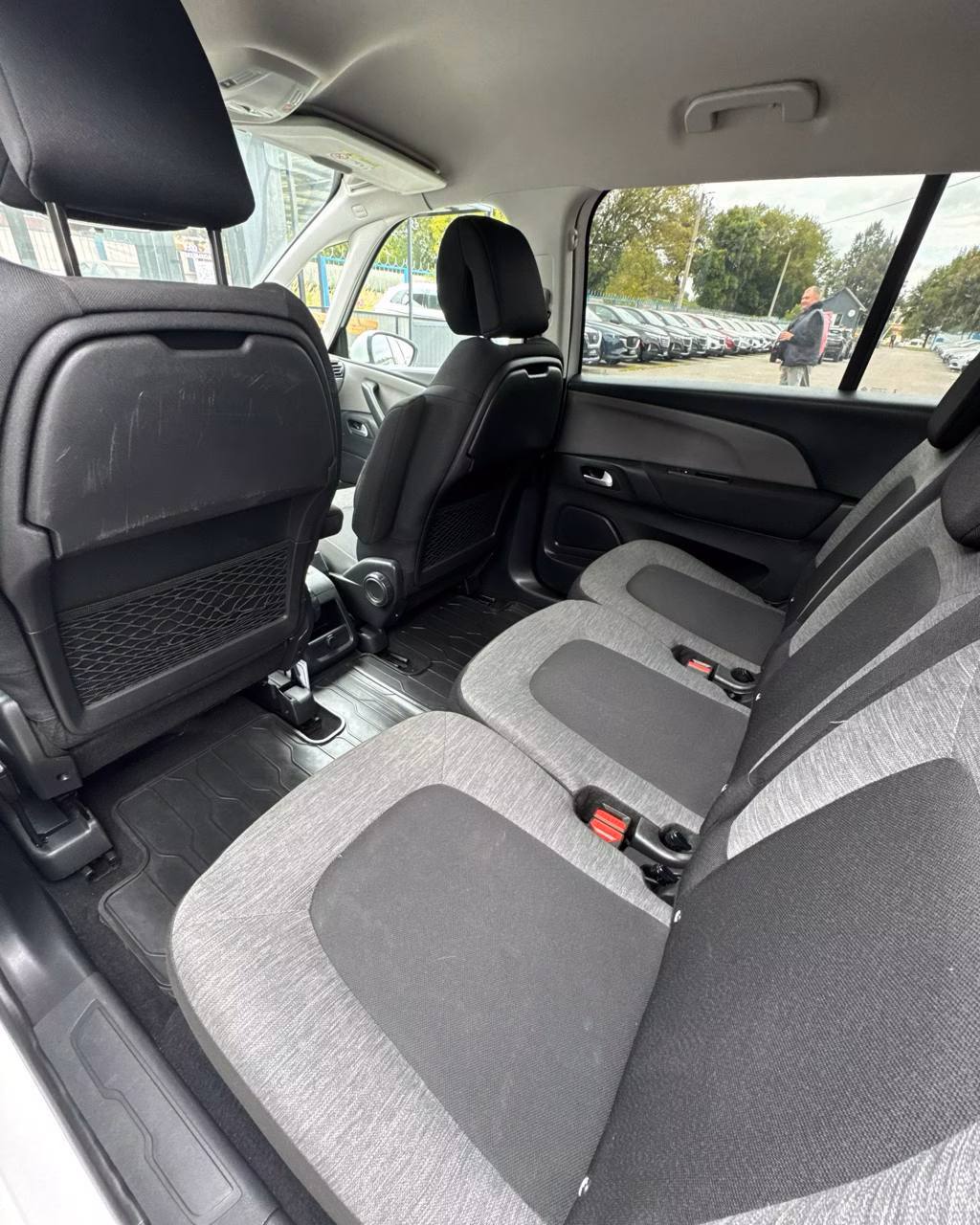 Citroen C4 Grand Spacetourer фото 10