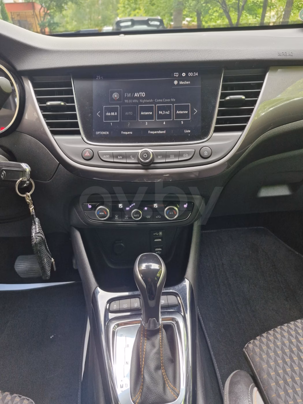 Opel Crossland X фото 11
