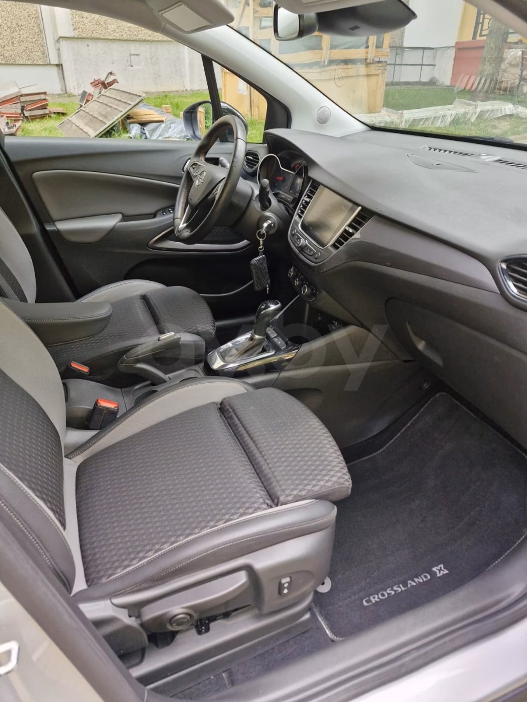 Opel Crossland X фото 8