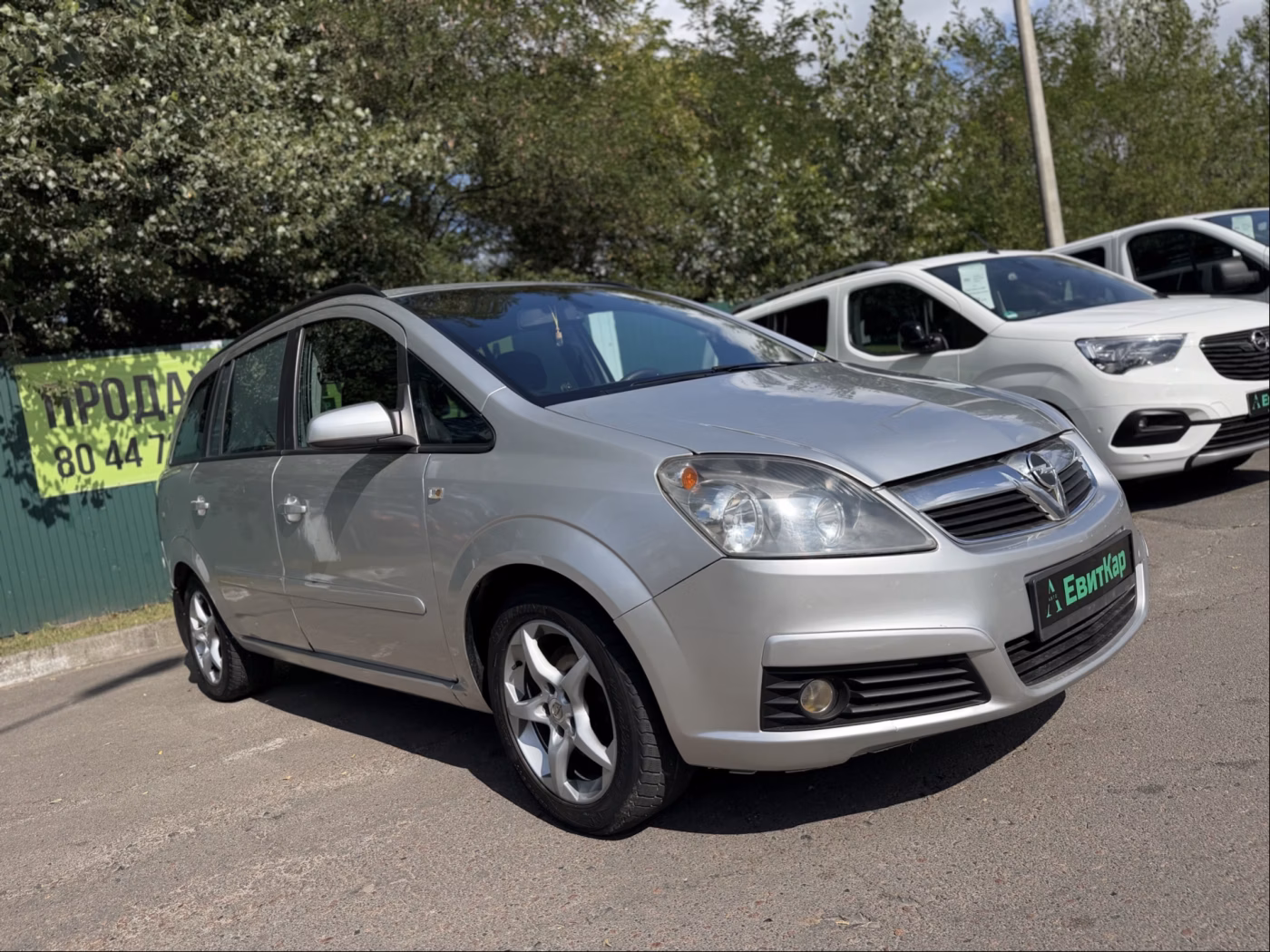 Opel Zafira фото 5