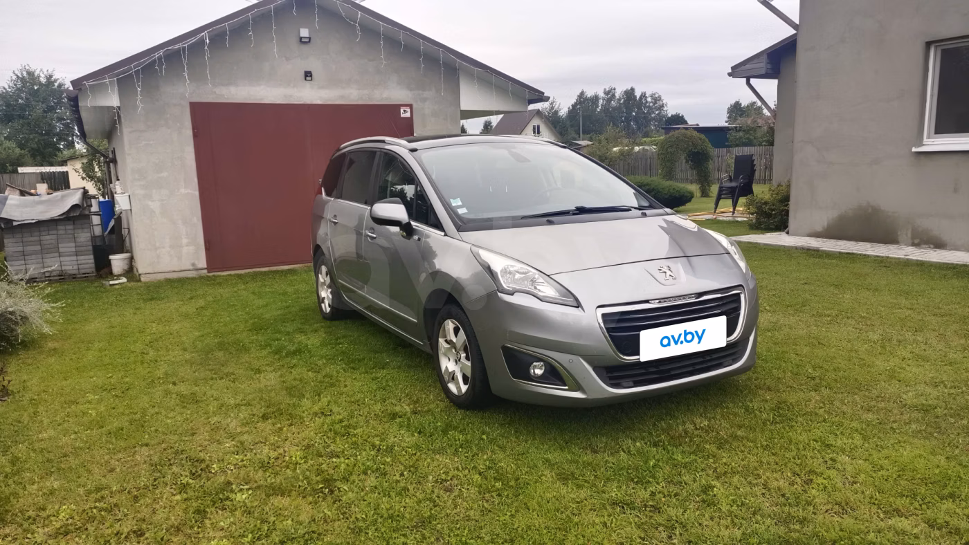Peugeot 5008 фото 3