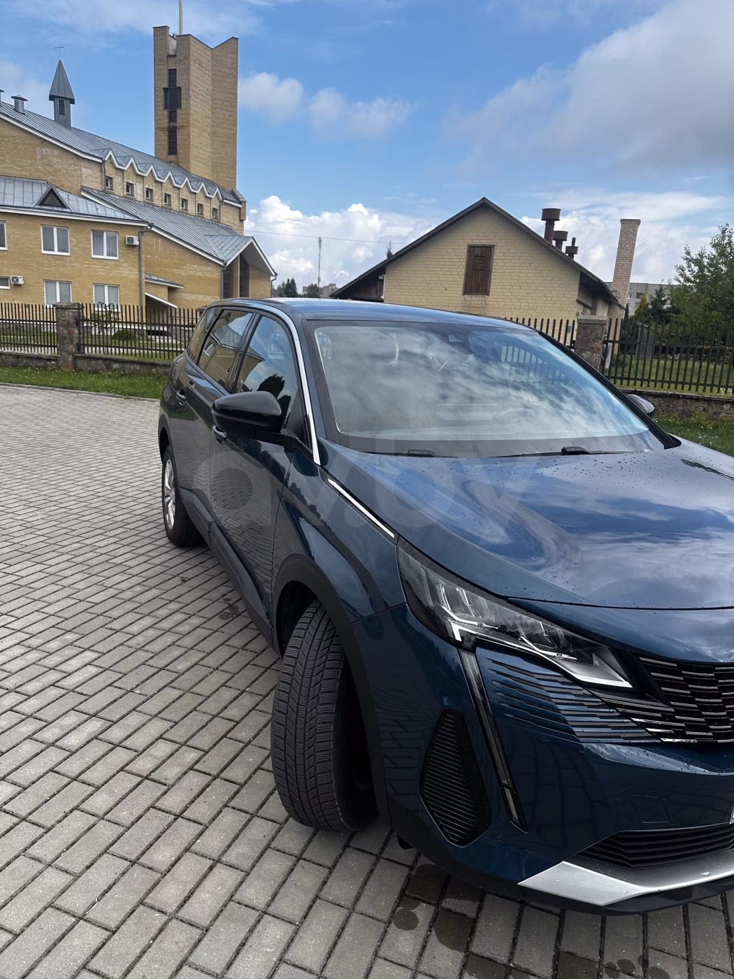 Peugeot 5008 фото 10