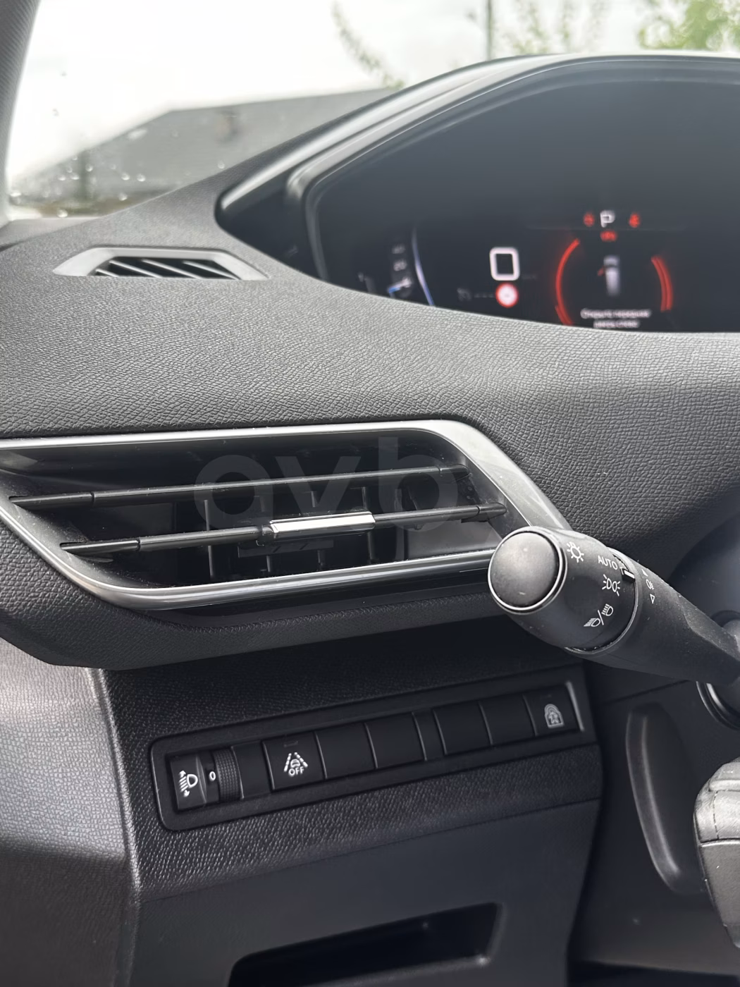 Peugeot 5008 фото 11