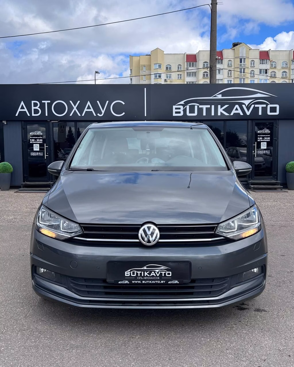 Volkswagen Touran фото 2