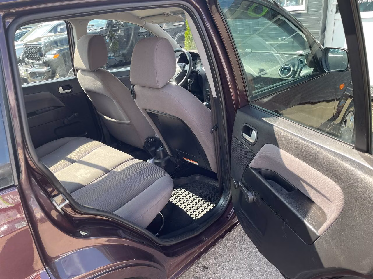 Ford Fusion фото 14