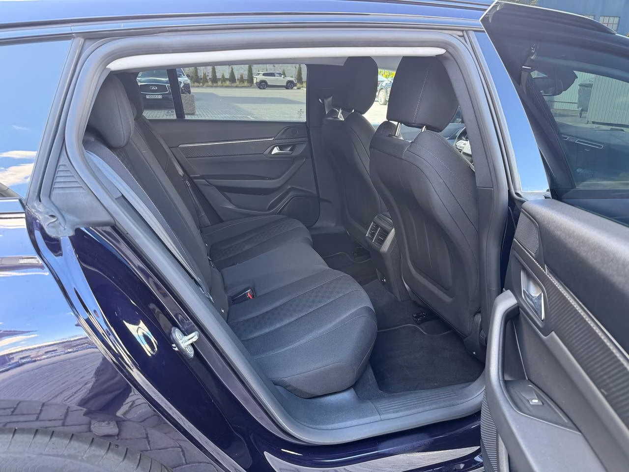 Peugeot 508 фото 21