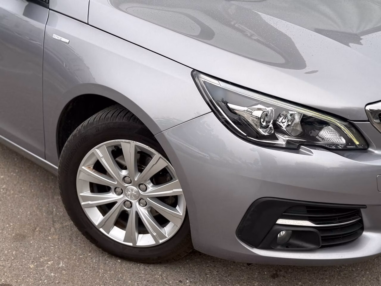 Peugeot 308 фото 8