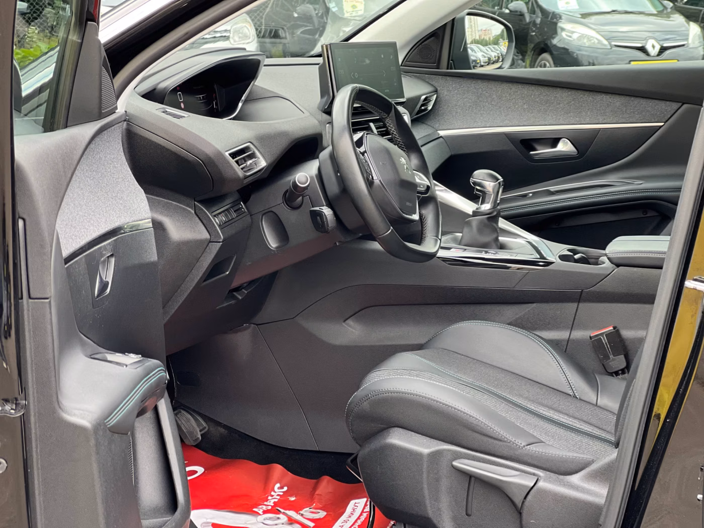 Peugeot 3008 фото 13