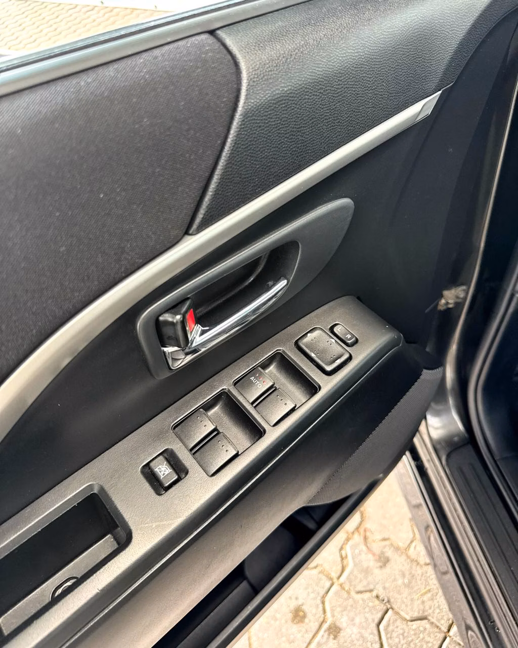 Mazda 5 фото 9