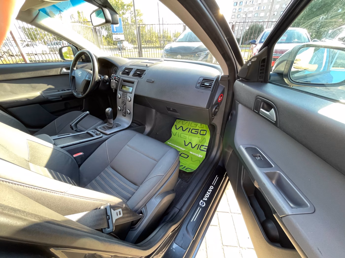 Volvo V50 фото 12