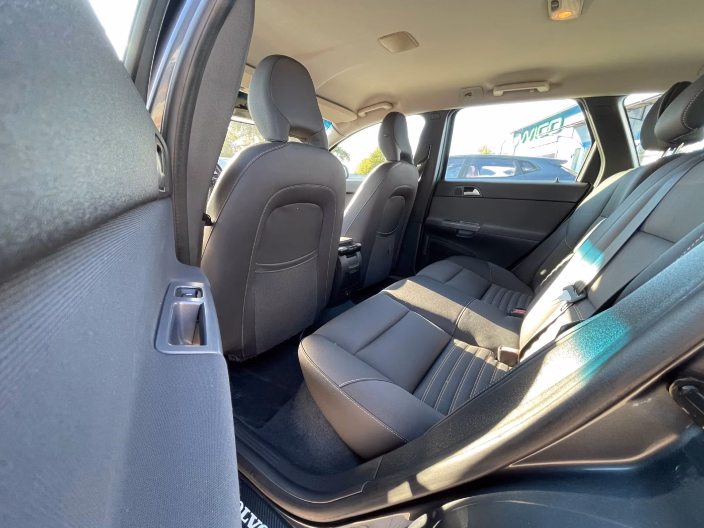 Volvo V50 фото 11