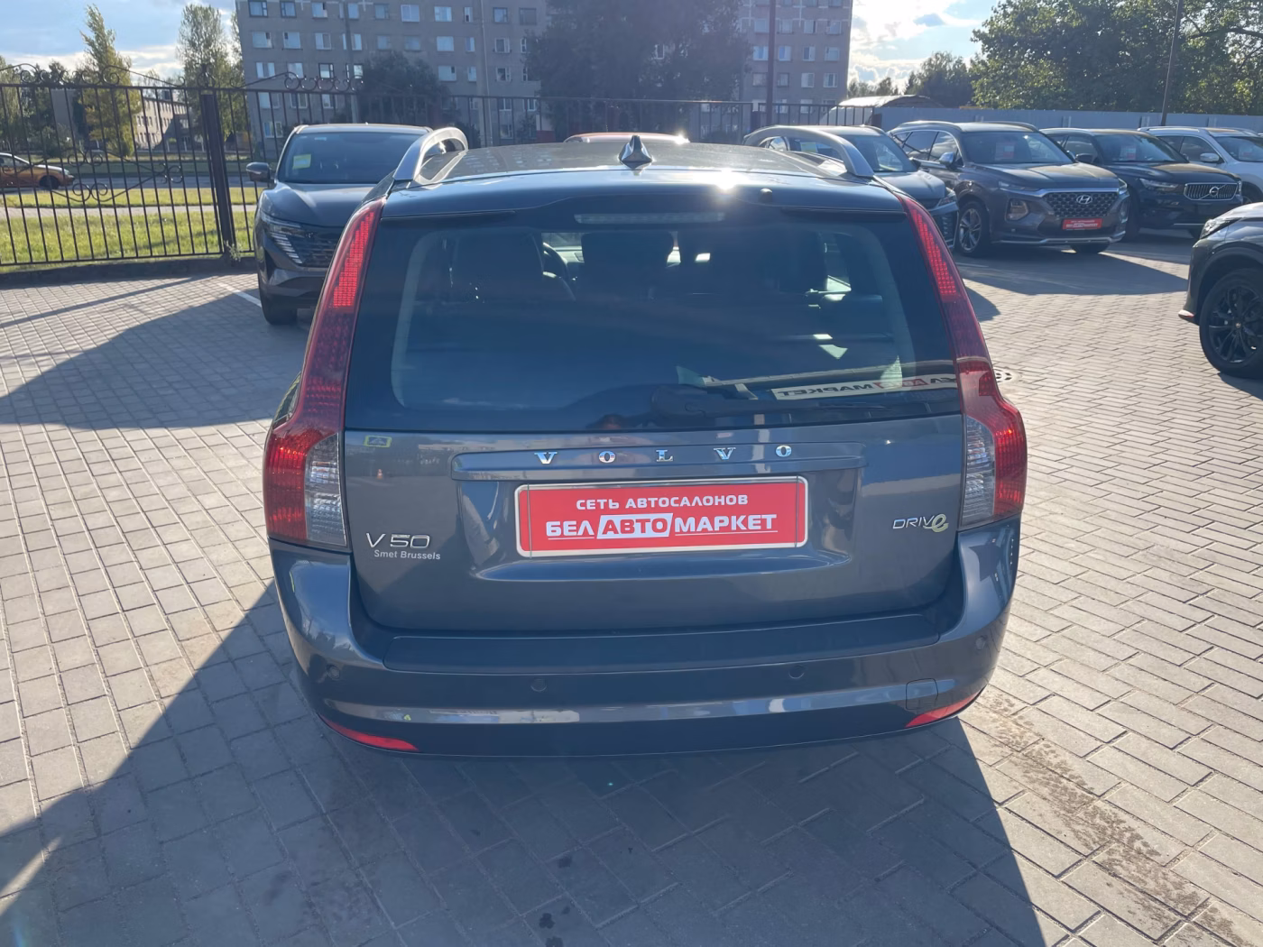 Volvo V50 фото 6