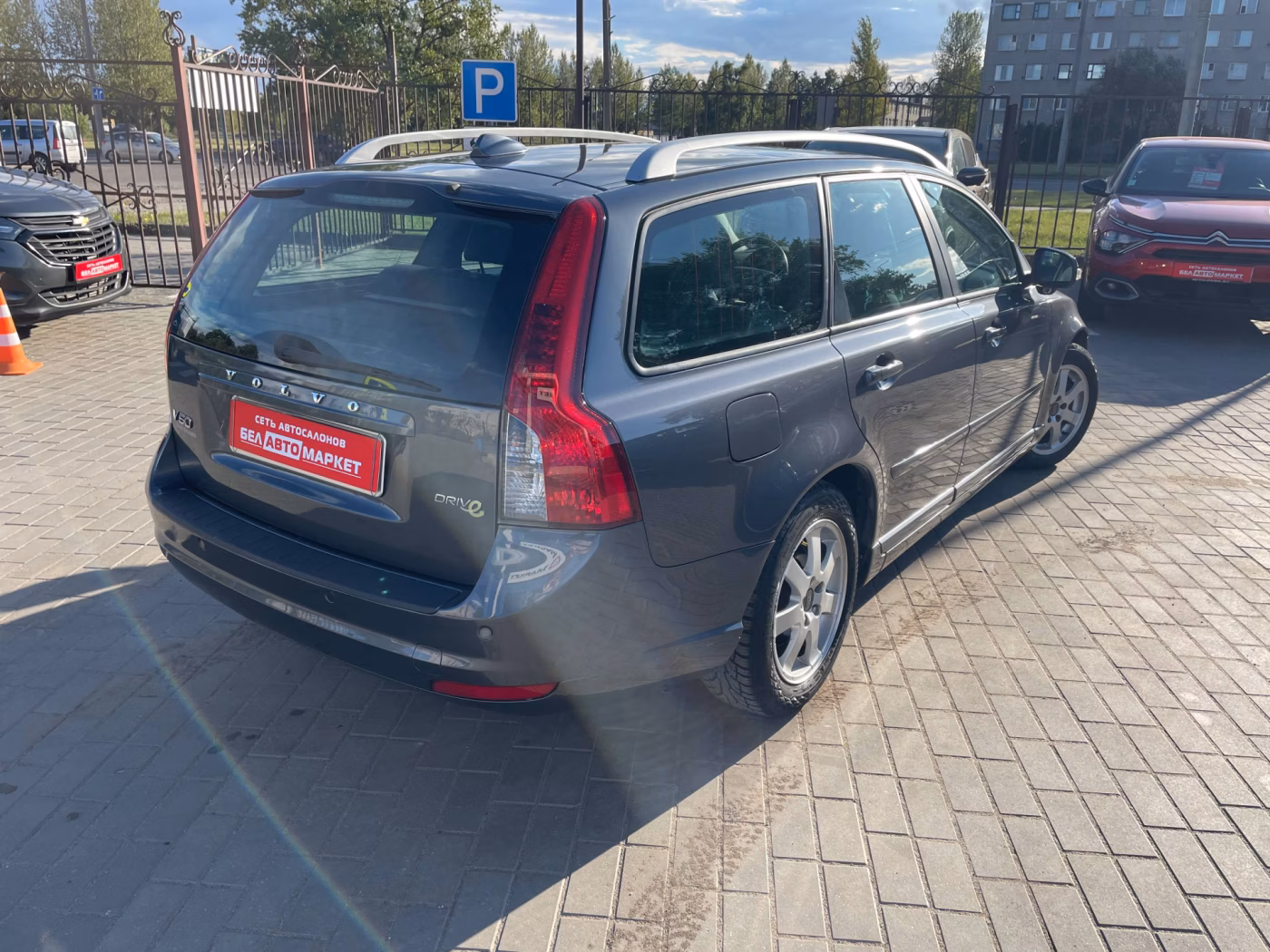 Volvo V50 фото 5