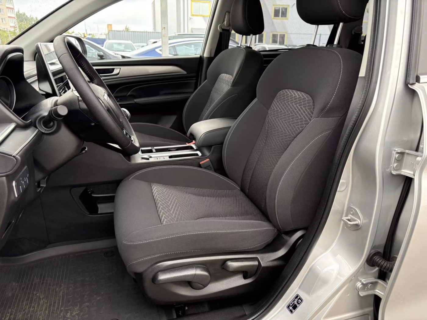 Haval M6 фото 10