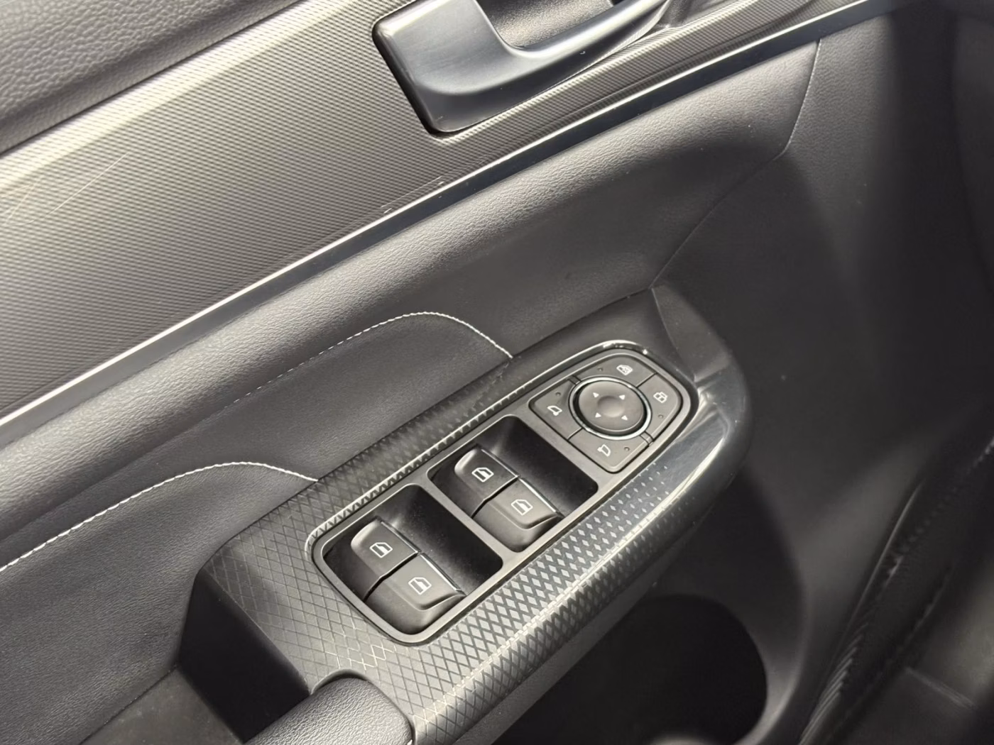 Haval M6 фото 15