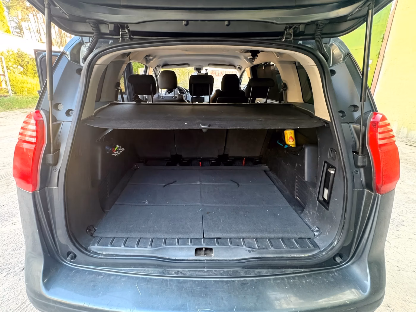 Peugeot 5008 фото 8