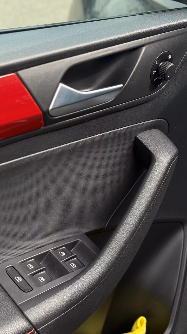 Volkswagen Polo Sedan фото 18