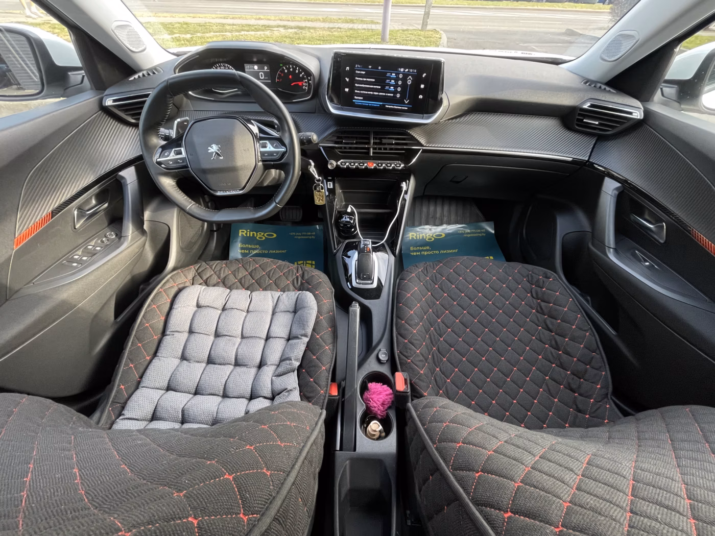 Peugeot 2008 фото 13