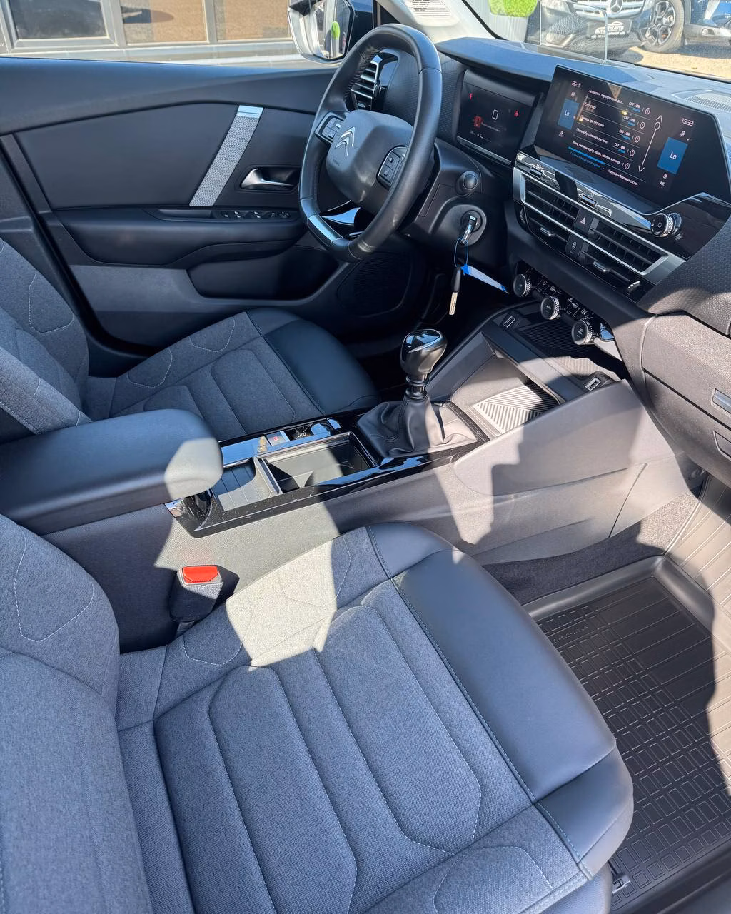 Citroen C4 фото 14