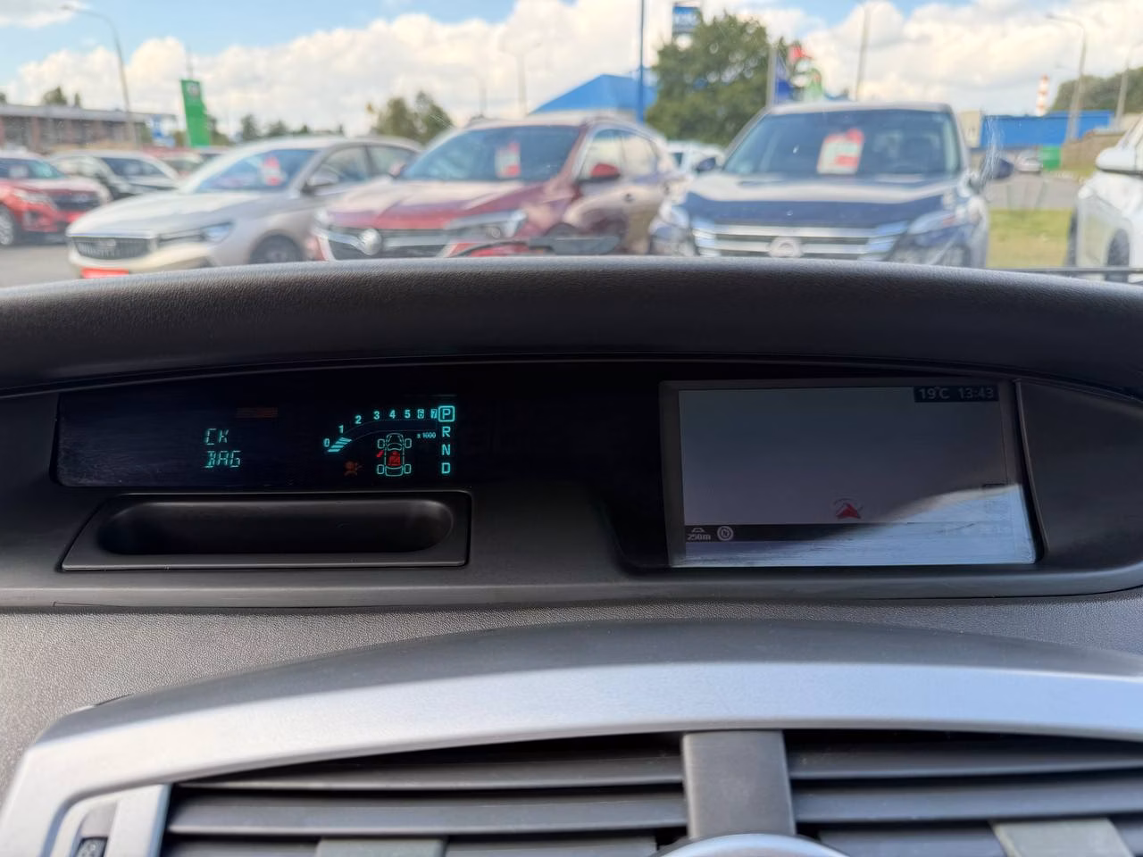 Renault Scenic фото 11