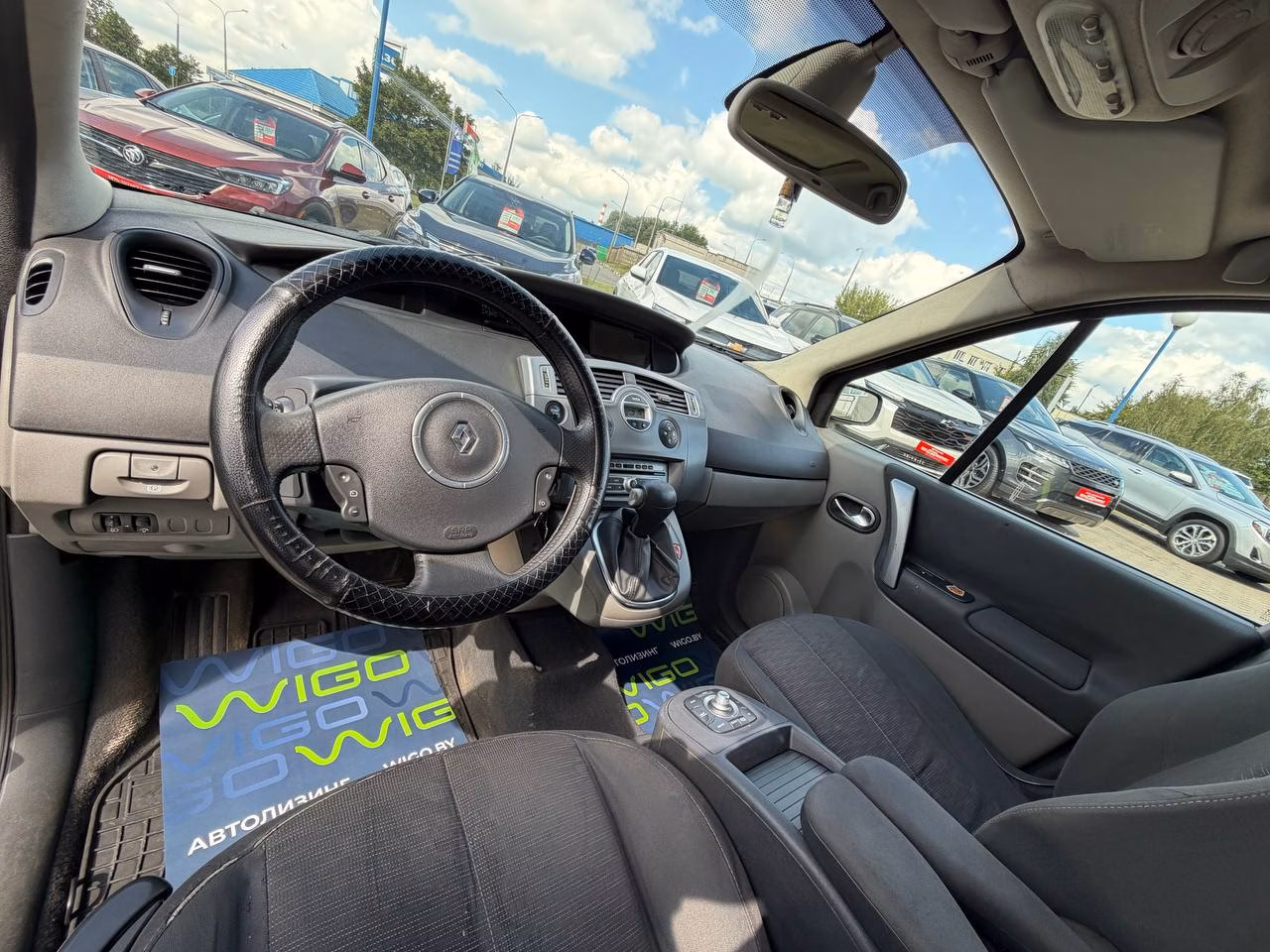 Renault Scenic фото 16