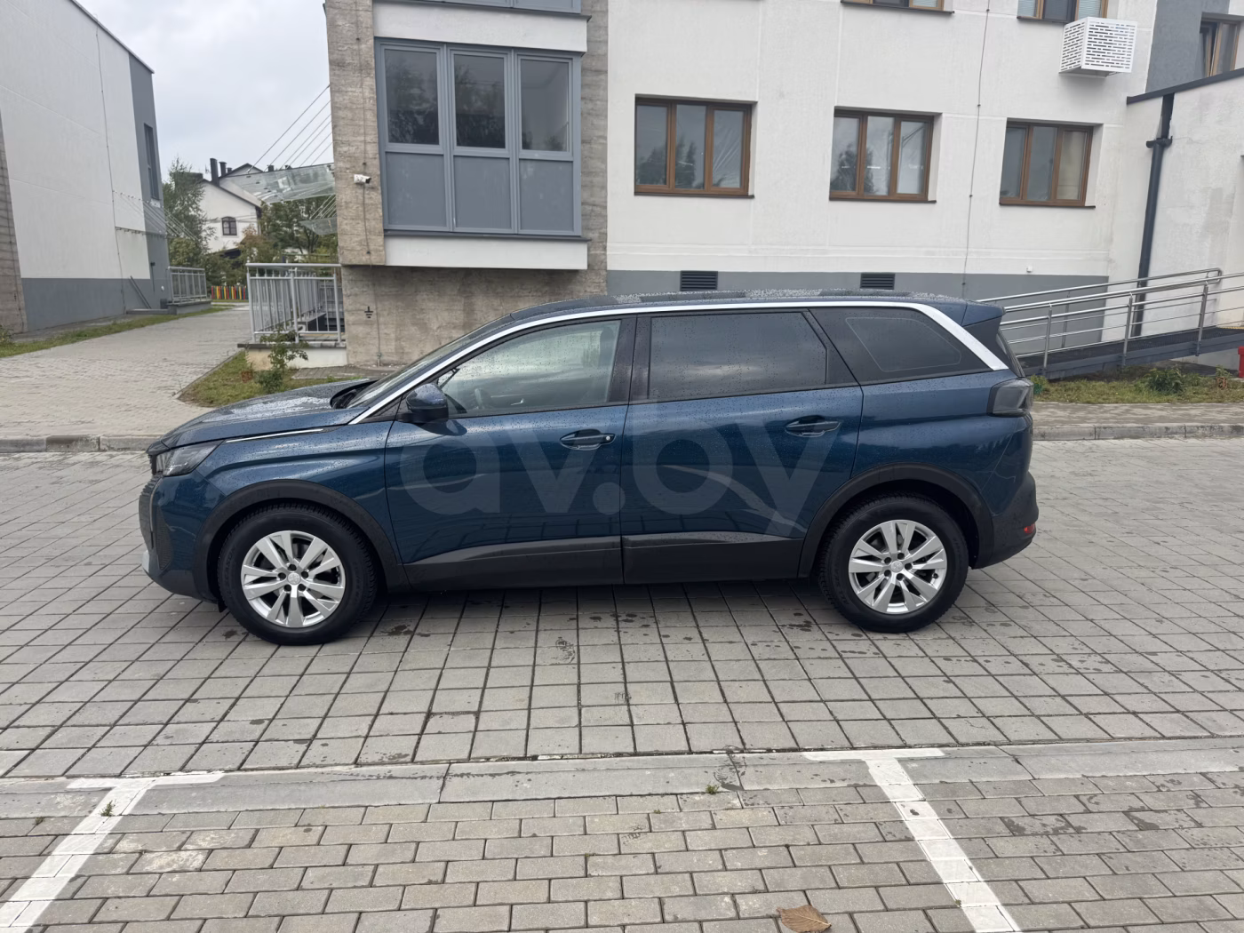 Peugeot 5008 фото 3