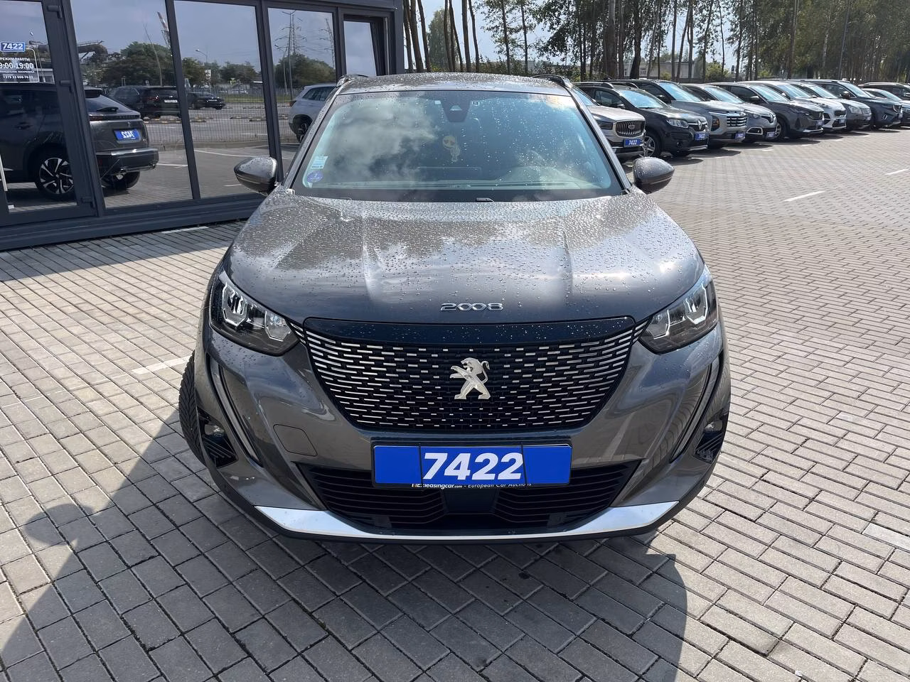 Peugeot 2008 фото 2
