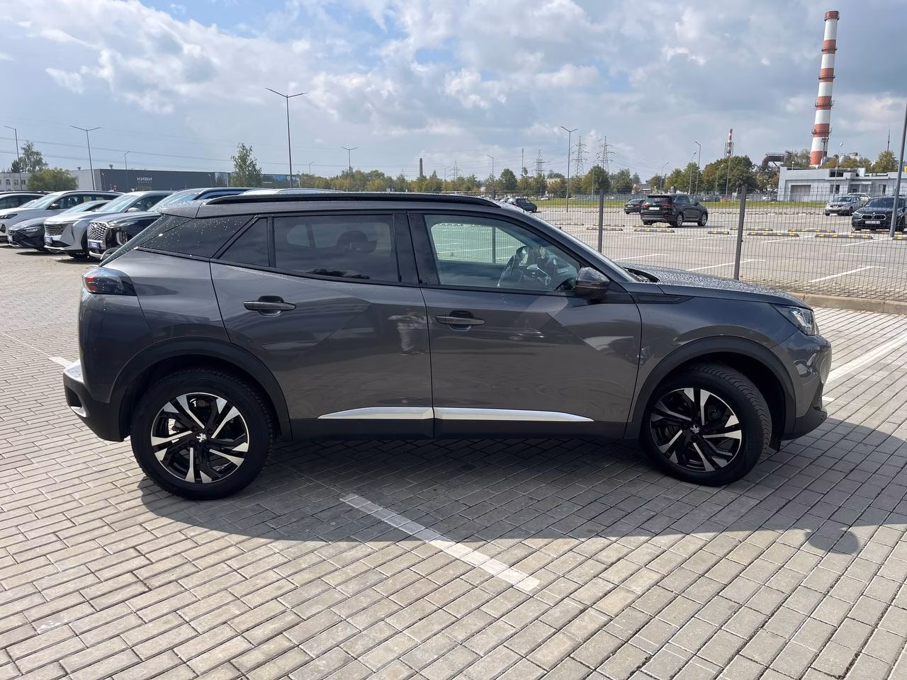 Peugeot 2008 фото 4