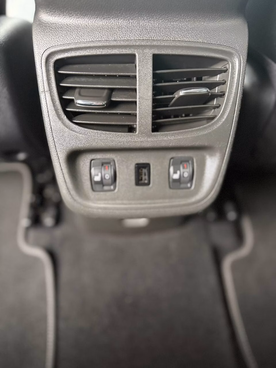 Opel Grandland X фото 12
