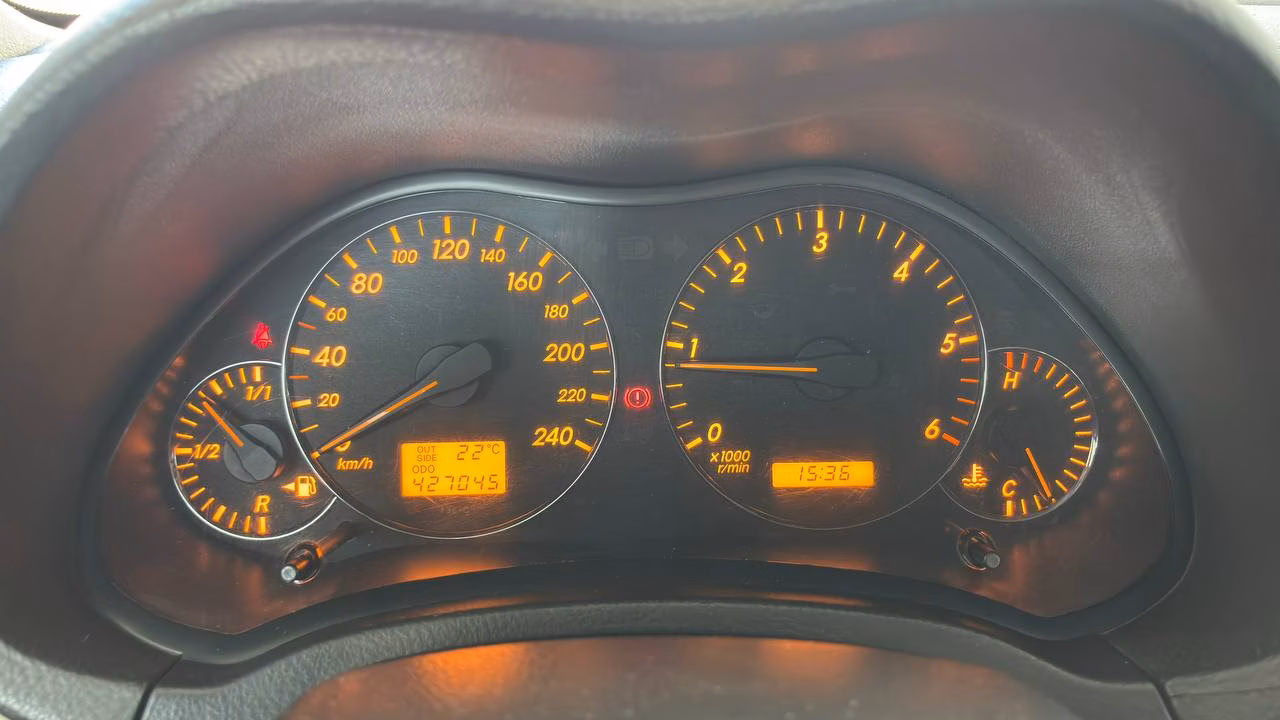 Toyota Avensis фото 17