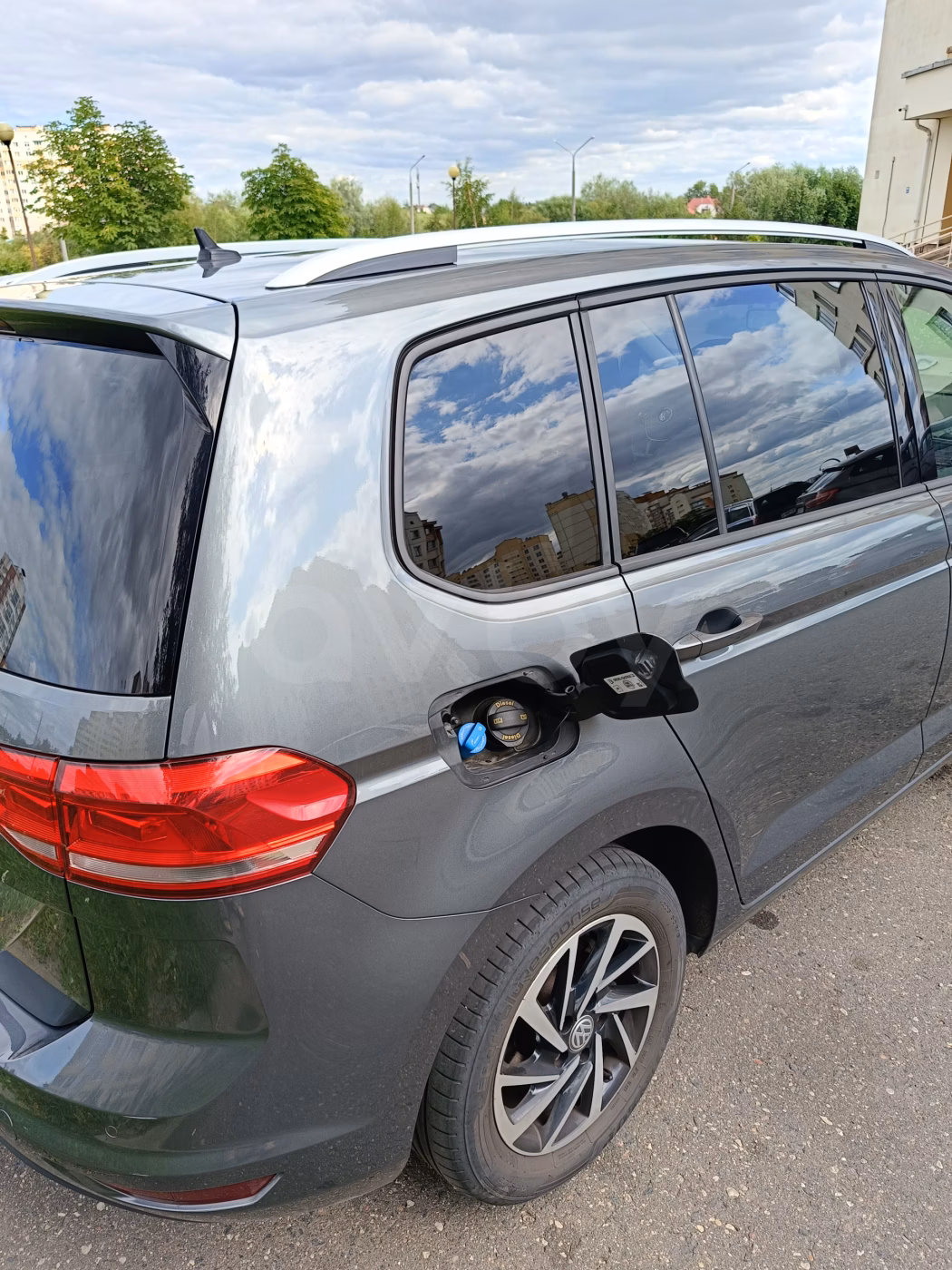 Volkswagen Touran фото 8