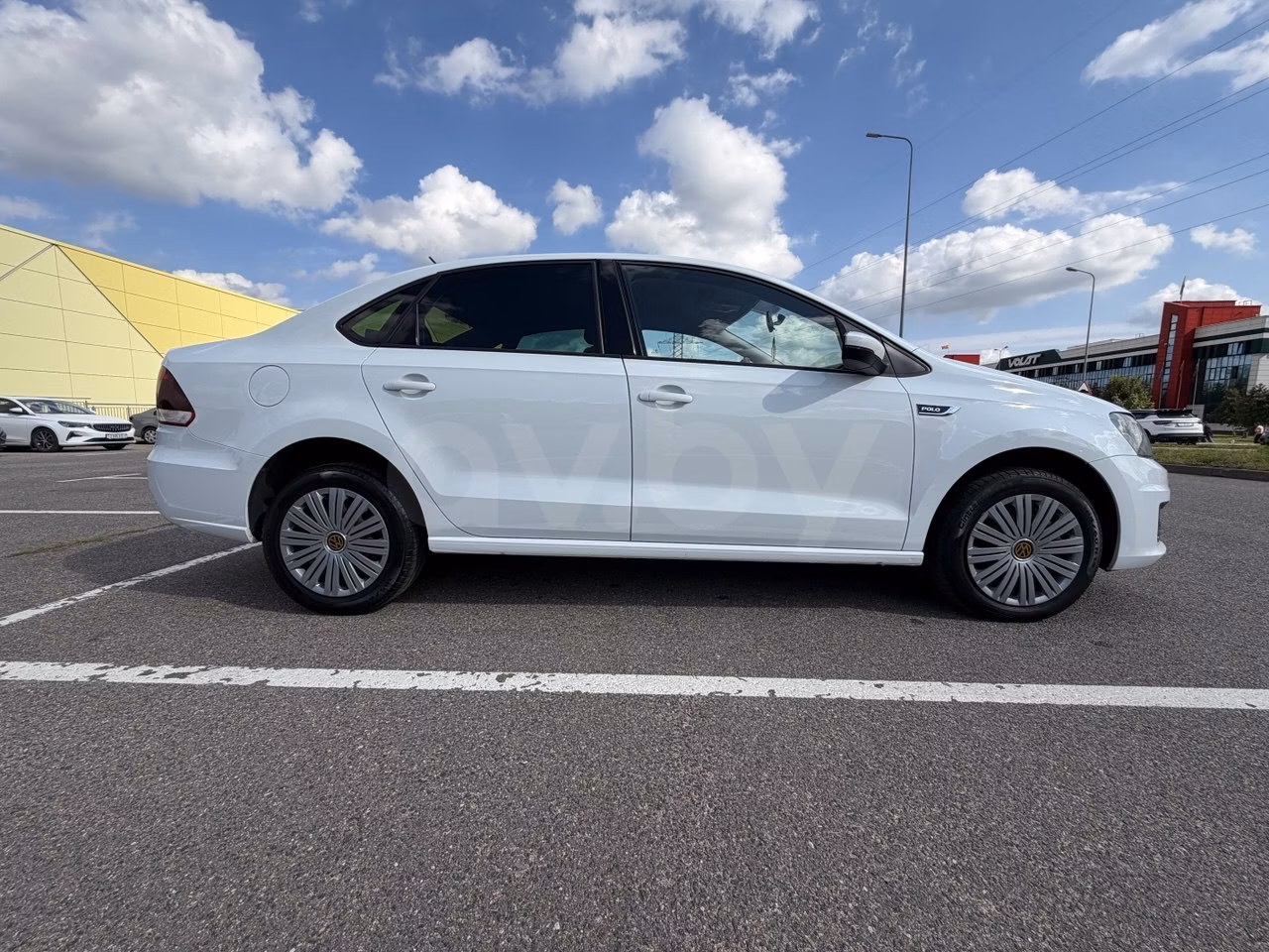 Volkswagen Polo Sedan фото 3
