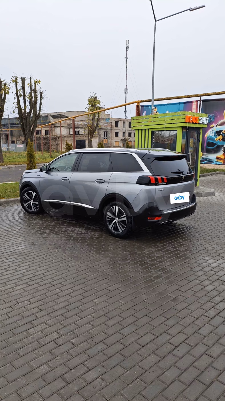 Peugeot 5008 фото 4