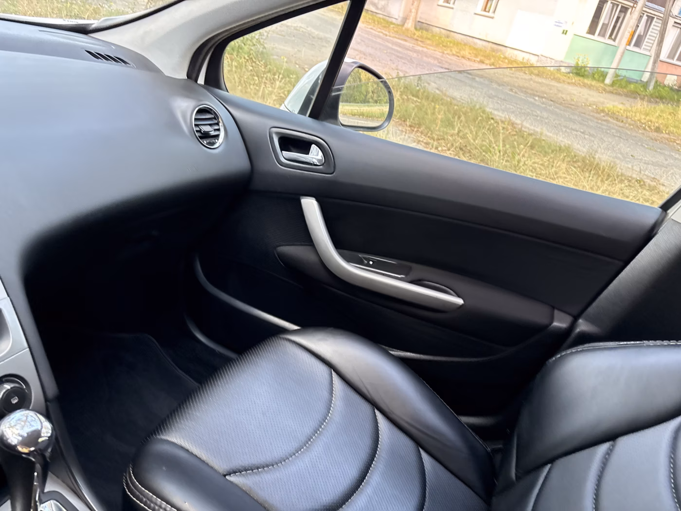 Peugeot 308 фото 7