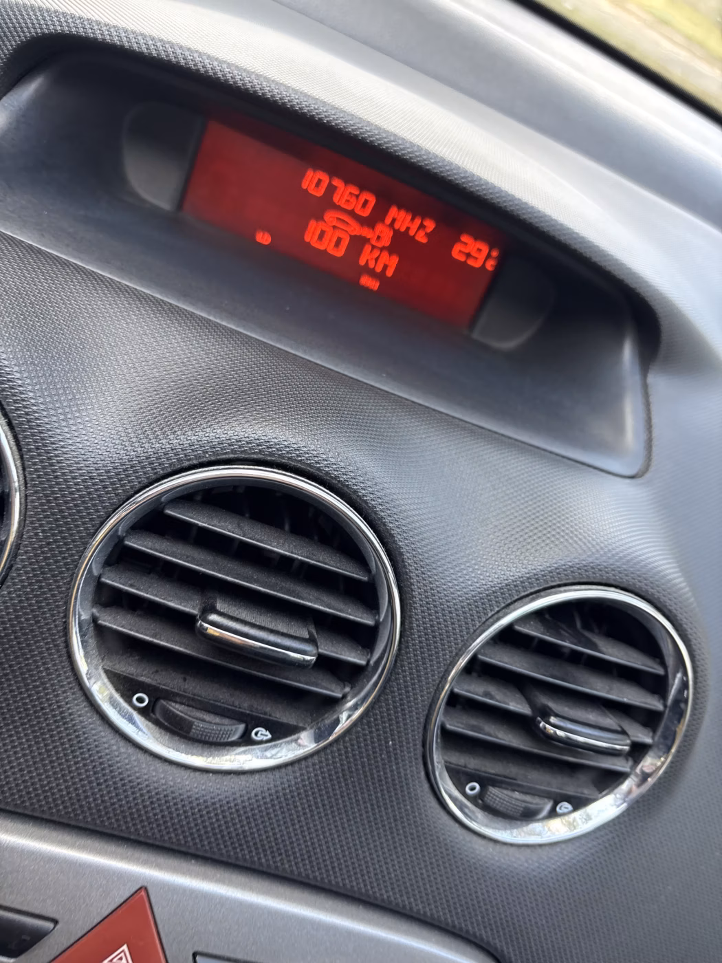 Peugeot 308 фото 10