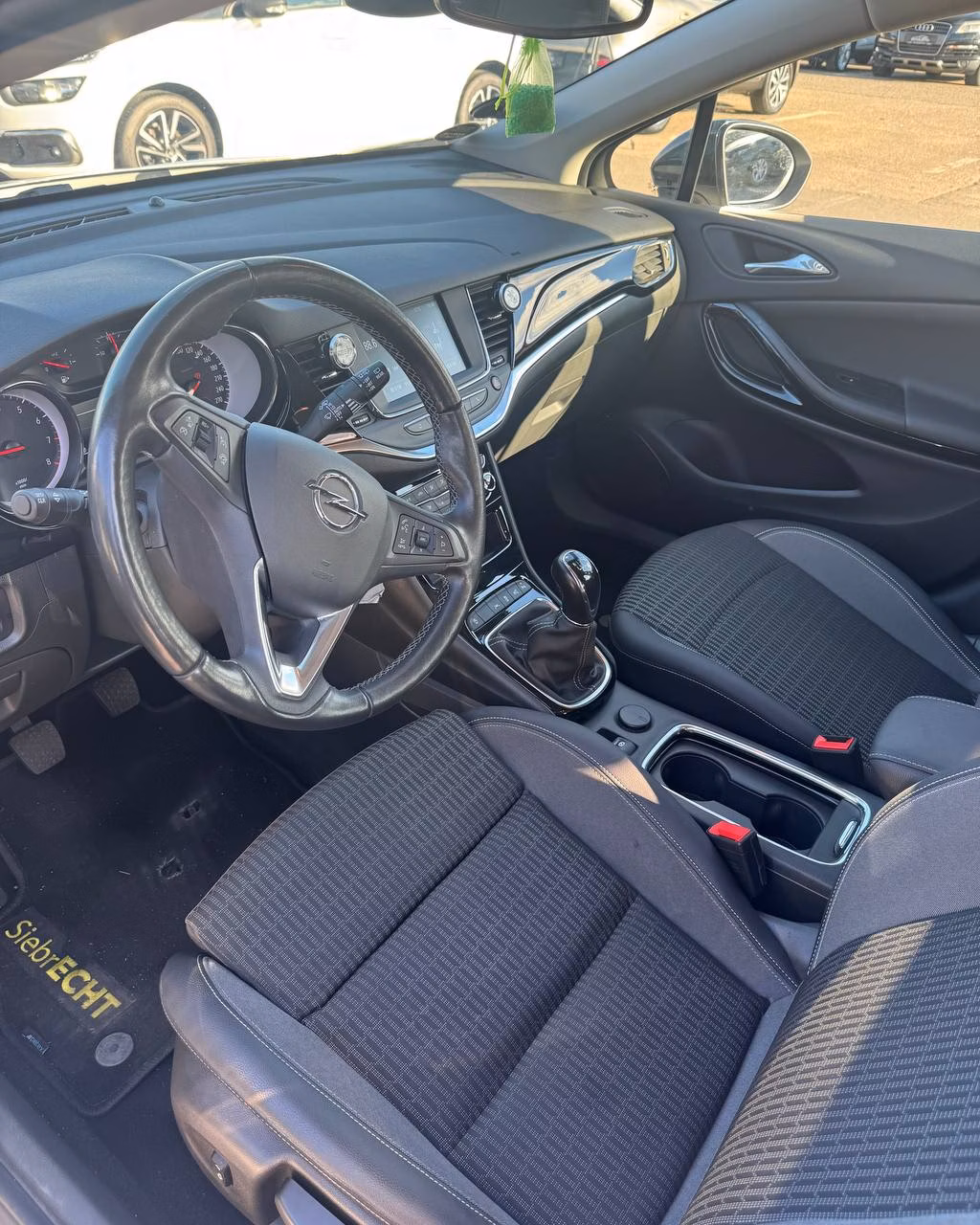 Opel Astra фото 10
