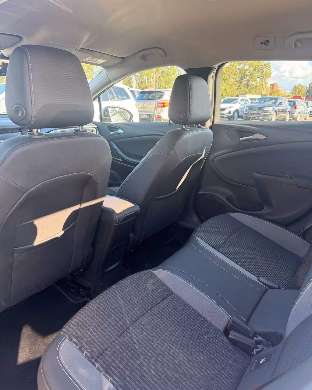 Opel Astra фото 11